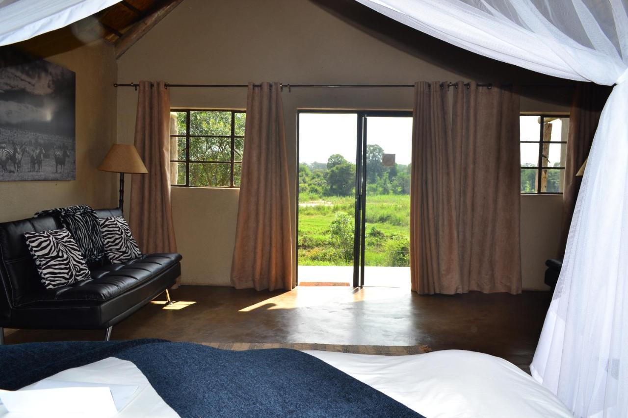 Umkumbe Safari Lodge Riverside 史库库莎 外观 照片