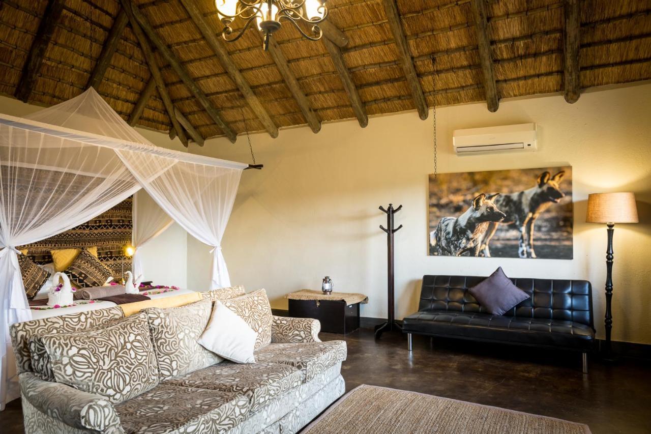 Umkumbe Safari Lodge Riverside 史库库莎 外观 照片