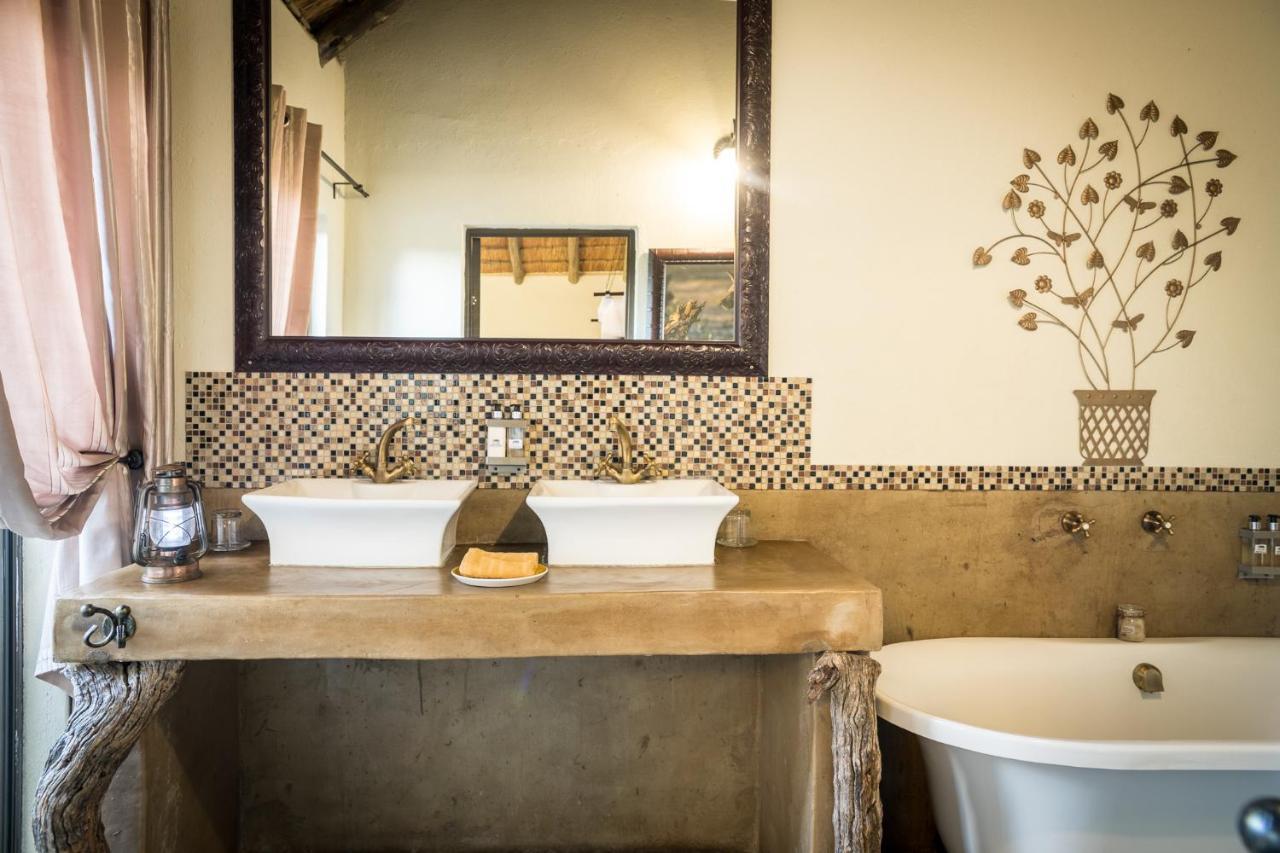 Umkumbe Safari Lodge Riverside 史库库莎 外观 照片