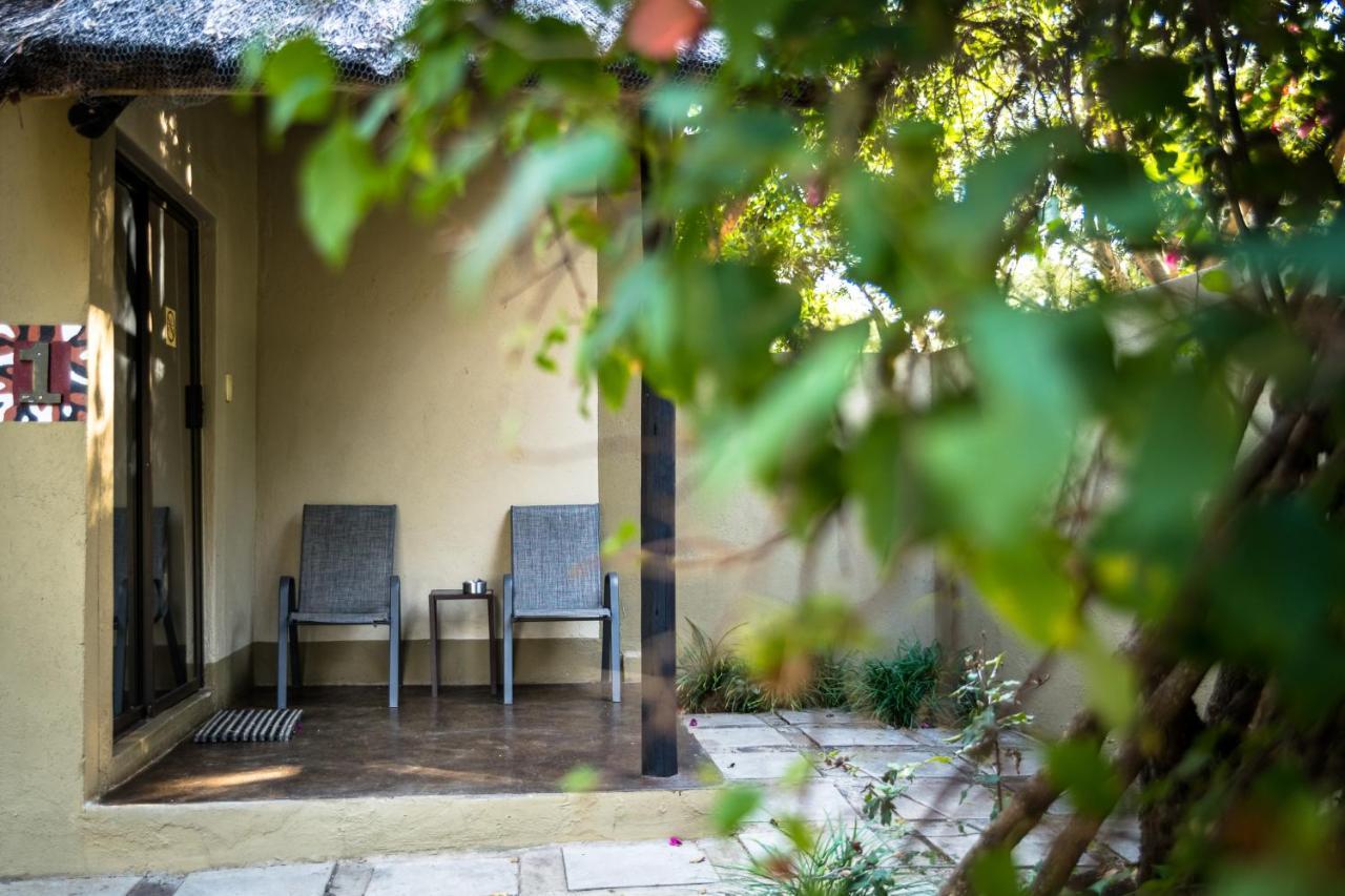 Umkumbe Safari Lodge Riverside 史库库莎 外观 照片