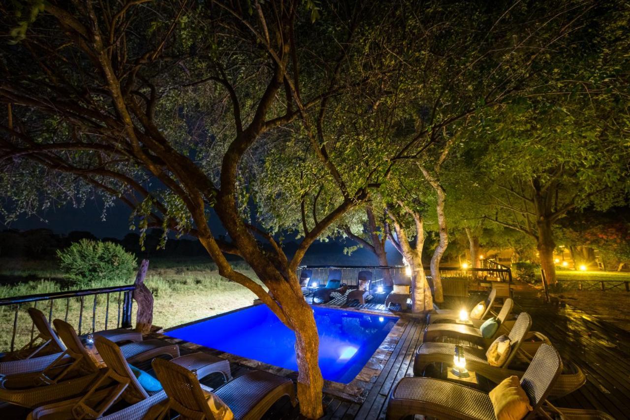 Umkumbe Safari Lodge Riverside 史库库莎 外观 照片